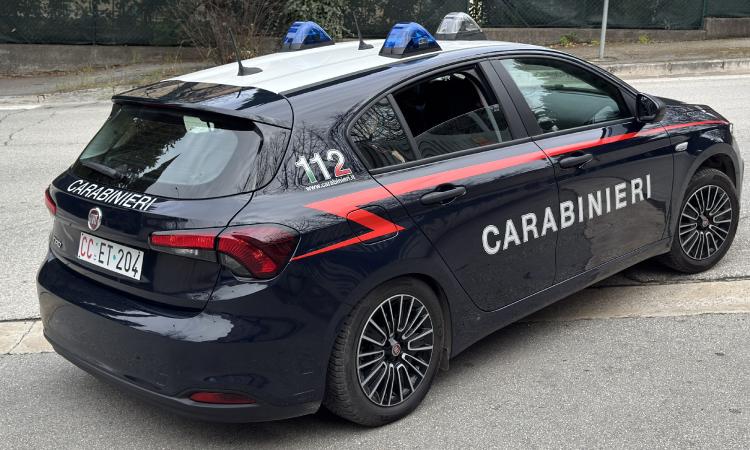 Truffa sentimentale a Pieve Torina: oltre 137 mila euro estorti a un anziano, due denunce Truffa sentimentale a Pieve Torina: oltre 137 mila euro estorti a un anziano, due denunce