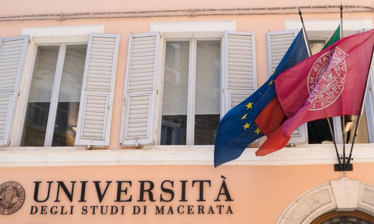 Microcredenziali e apprendimento digitale, convegno internazionale promosso da Università di Macerata e Crui Microcredenziali e apprendimento digitale, convegno internazionale promosso da Università di Macerata e Crui