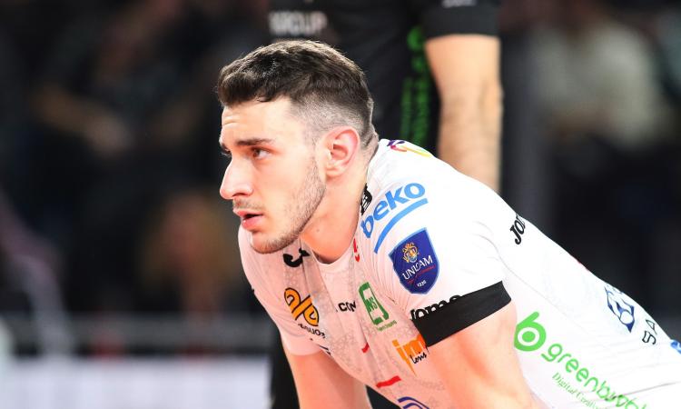 Ahi Lube! Balaso è costretto a operarsi dopo l'infortunio alla mano: niente Perugia Ahi Lube! Balaso è costretto a operarsi dopo l'infortunio alla mano: niente Perugia
