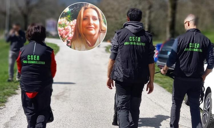 "Esercitazione da mantrailing, volontari formati alla ricerca di dispersi". Presto nuovi corsi e 'patentino' per la buona gestione del cane "Esercitazione da mantrailing, volontari formati alla ricerca di dispersi". Presto nuovi corsi e 'patentino' per la buona gestione del cane