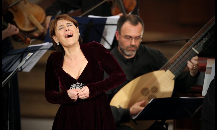 Il melodramma alla sbarra: delitto e diritto nell’opera lirica Il melodramma alla sbarra: delitto e diritto nell’opera lirica