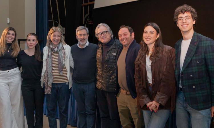 Civitanova, "Parole che fanno bene”: al Cecchetti il lancio del glossario per la comunità educante Civitanova, "Parole che fanno bene”: al Cecchetti il lancio del glossario per la comunità educante