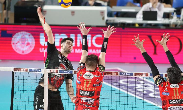 La Lube si scioglie al tie-break: Perugia passa anche a Civitanova e vola 2-0 nelle semifinali scudetto La Lube si scioglie al tie-break: Perugia passa anche a Civitanova e vola 2-0 nelle semifinali scudetto