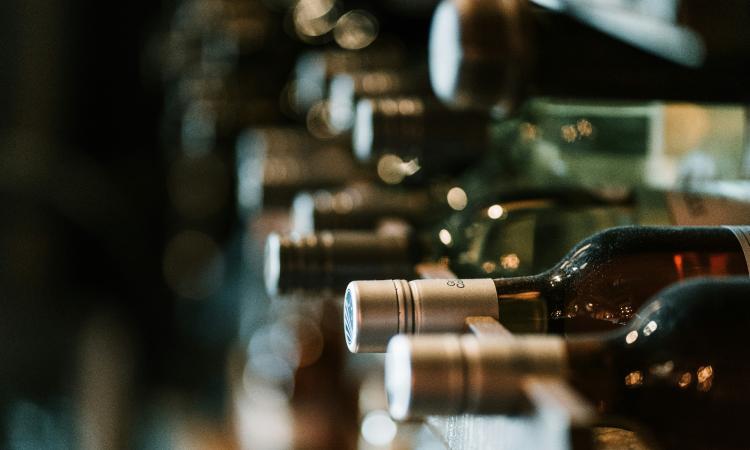 La reputazione del vino italiano: tra riconoscibilità all'estero e nuove sfide competitive La reputazione del vino italiano: tra riconoscibilità all'estero e nuove sfide competitive