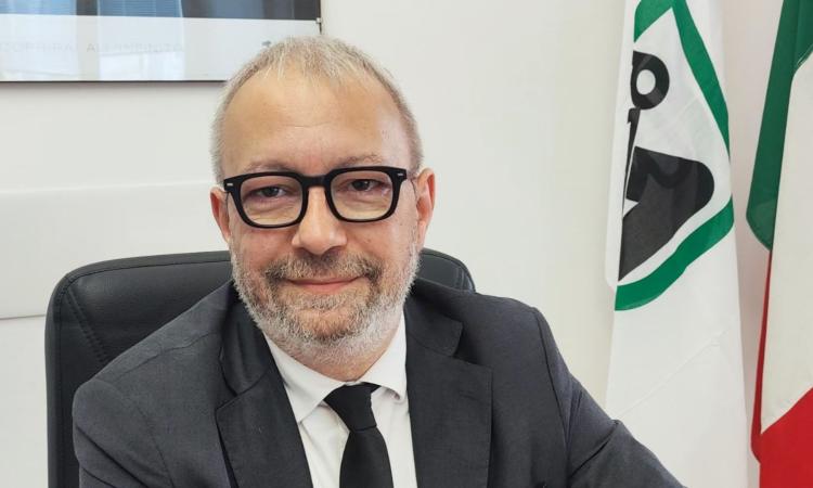 "Turismo in crescita nelle Marche. Strategia vincente e promozione costante” "Turismo in crescita nelle Marche. Strategia vincente e promozione costante”