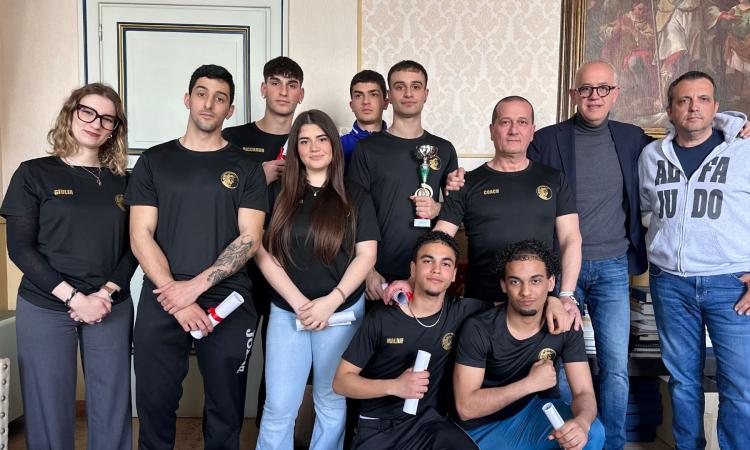 Civitanova celebra i suoi campioni del kickboxing: riconoscimenti per il Team Passamonte Civitanova celebra i suoi campioni del kickboxing: riconoscimenti per il Team Passamonte