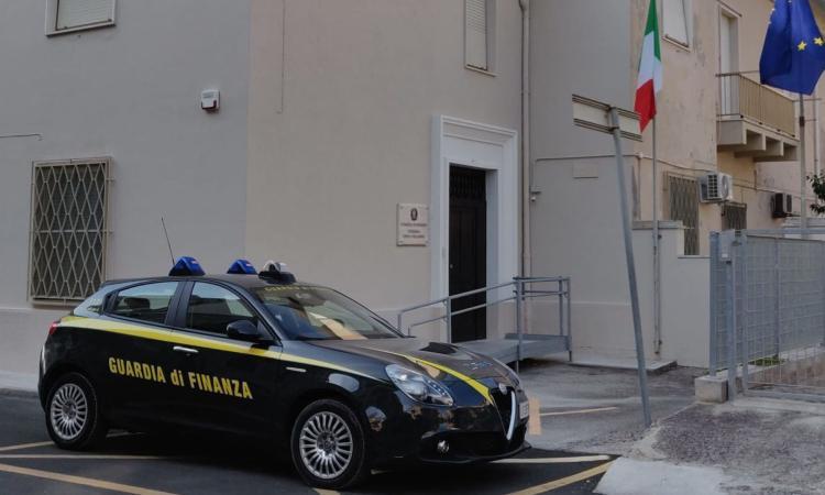 Porto Recanati, omessi ricavi per oltre 20 milioni di euro: società "fantasma" scoperta dalla Guardia di Finanza