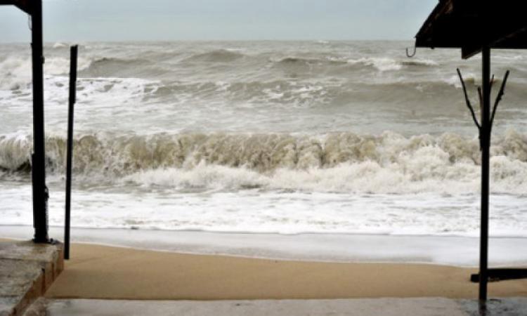 Marche, allerta meteo per il 25 aprile: temporali e vento in arrivo su tutta la regione