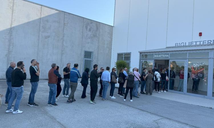 Lube-Trento, biglietti polverizzati in un'ora: sold-out all'Eurosuole Forum per gara 2 della finale scudetto