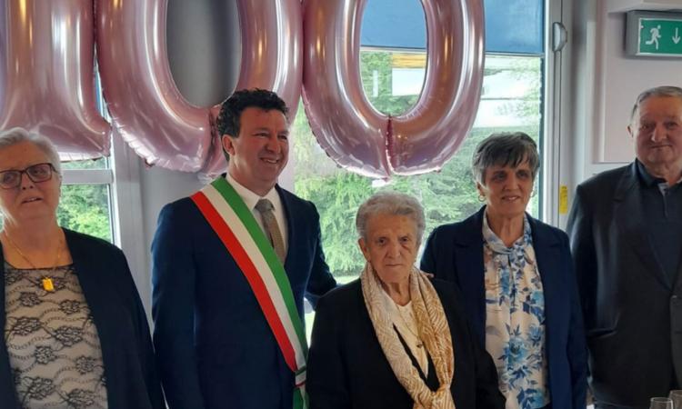Tolentino, cresce la "carica dei centenari": Ida Pierluigi spegne 100 candeline