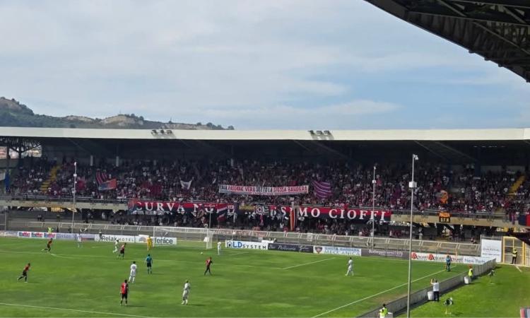 Samb beffata nel finale: la Civitanovese rimonta e vince 2-1 al "Riviera delle Palme" Samb beffata nel finale: la Civitanovese rimonta e vince 2-1 al "Riviera delle Palme"
