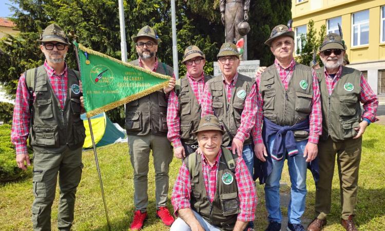Gli alpini di Recanati e Castelfidardo alla 96ª Adunata di Biella: 60 anni di storia e solidarietà Gli alpini di Recanati e Castelfidardo alla 96ª Adunata di Biella: 60 anni di storia e solidarietà