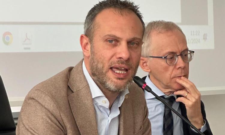 Camerino, Lucarelli: “Pronto il progetto per l’ex Banca Marche, a breve gara per il parcheggio meccanizzato” Camerino, Lucarelli: “Pronto il progetto per l’ex Banca Marche, a breve gara per il parcheggio meccanizzato”