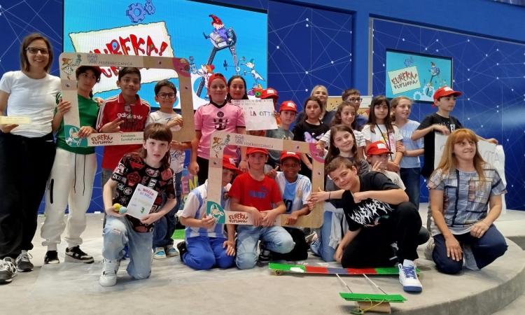 Il Convitto di Macerata alla finale nazionale di "Eureka! Funziona!" a Coverciano Il Convitto di Macerata alla finale nazionale di "Eureka! Funziona!" a Coverciano