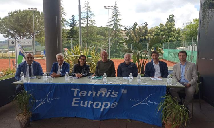 A caccia del nuovo Alcaraz, i migliori tennisti under 16 arrivano a Tolentino: è tempo di Tennis Europe