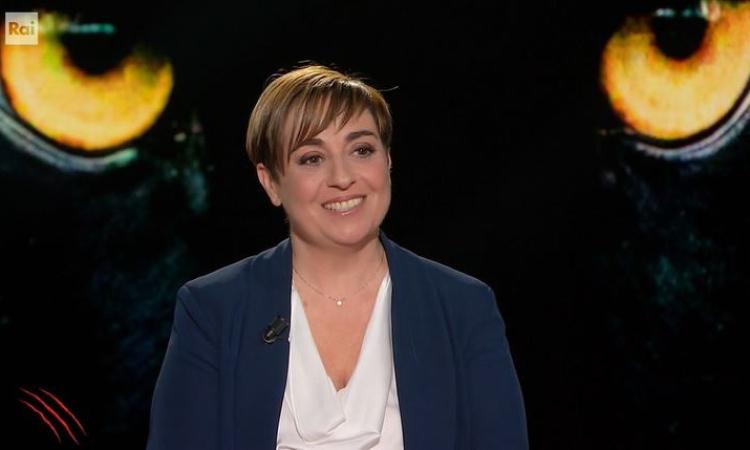 Benedetta Rossi ospite della Fagnani: "Che belva mi sento? Un allocco, la mia trasgressione è la pennichella" Benedetta Rossi ospite della Fagnani: "Che belva mi sento? Un allocco, la mia trasgressione è la pennichella"