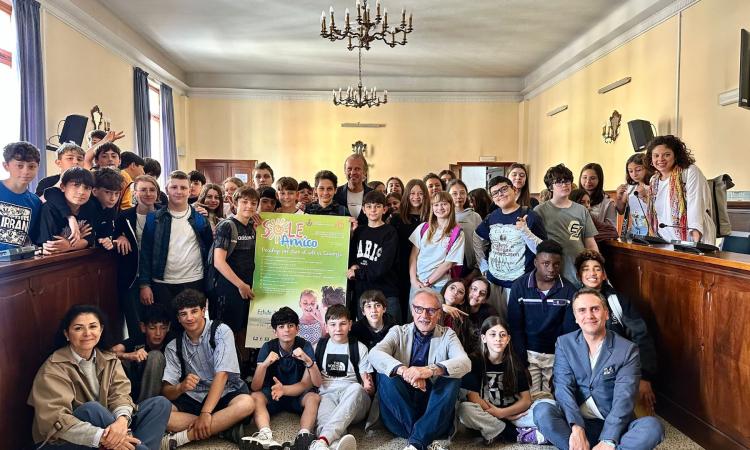 Educare al sole: Civitanova insegna ai bambini a prendersi cura della pelle Educare al sole: Civitanova insegna ai bambini a prendersi cura della pelle