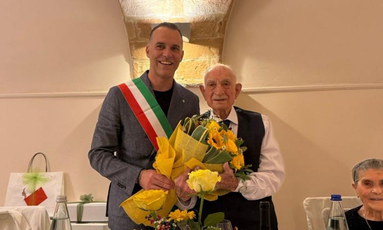 Morrovalle, Romano Rutili festeggia 100 anni circondato dall’affetto di familiari e amici