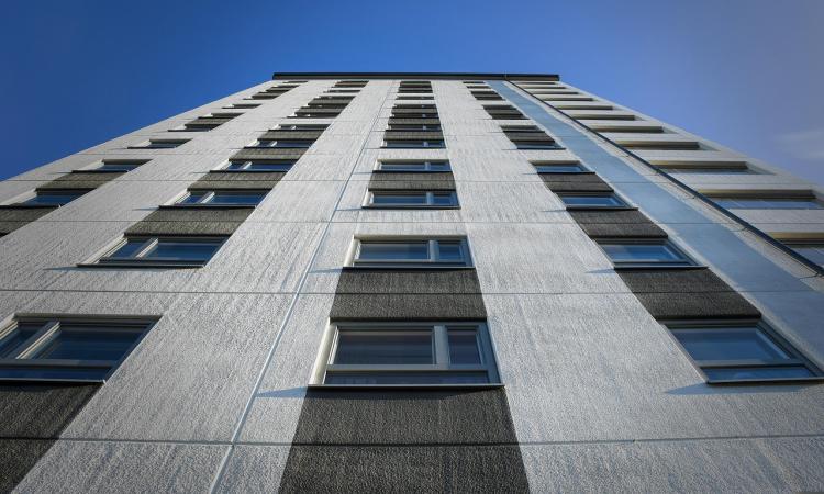 Amministratore può affiggere i nomi dei morosi in bacheca condominiale? Ecco cosa dice la legge Amministratore può affiggere i nomi dei morosi in bacheca condominiale? Ecco cosa dice la legge