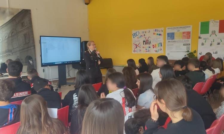 San Ginesio ricorda la Strage di Capaci: un incontro tra studenti e Carabinieri per riflettere sulla legalità