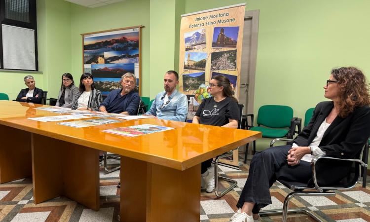"Il sociale non va in vacana": l'Unione Montana Potenza Esino Musone lancia la summer school "Fresco" "Il sociale non va in vacana": l'Unione Montana Potenza Esino Musone lancia la summer school "Fresco"