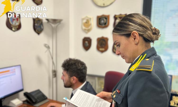 Macerata, maxi frode fiscale e falsi corsi di formazione: denunciati tre imprenditori e un professionista Macerata, maxi frode fiscale e falsi corsi di formazione: denunciati tre imprenditori e un professionista