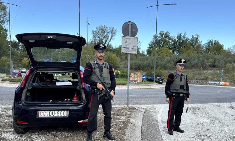 Tolentino, donna alla guida con un tasso alcolemico oltre il triplo del limite: addio patente