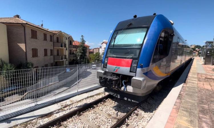 Macerata, nuovi lavori estivi alla stazione: ok a 10 notti di cantiere per completare la riqualificazione Macerata, nuovi lavori estivi alla stazione: ok a 10 notti di cantiere per completare la riqualificazione