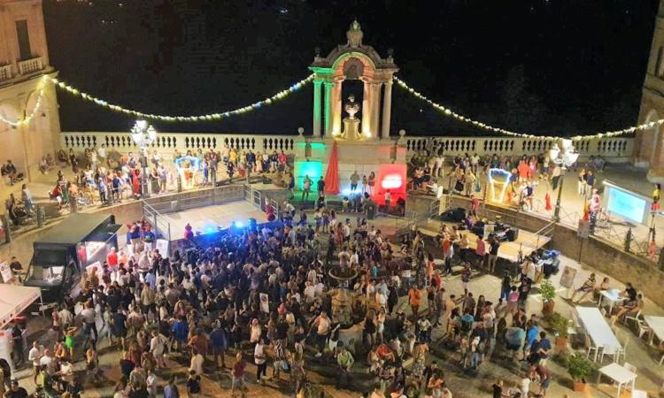 Treia dà il via a un’estate piena di emozioni: oltre 30 eventi tra cultura, tradizione e spettacolo Treia dà il via a un’estate piena di emozioni: oltre 30 eventi tra cultura, tradizione e spettacolo