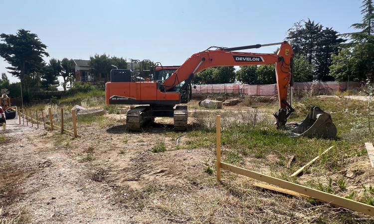 Petriolo, partito il cantiere della scuola "Marco Martello”: conclusione prevista per giugno 2026 Petriolo, partito il cantiere della scuola "Marco Martello”: conclusione prevista per giugno 2026