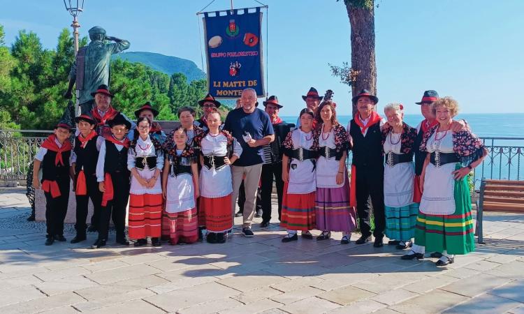 Li Matti de Montecò conquistano Rai1: il folk marchigiano a 'Unomattina Estate' Li Matti de Montecò conquistano Rai1: il folk marchigiano a 'Unomattina Estate'