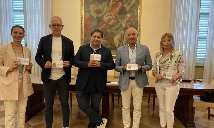 La raccolta differenziata non va in vacanza: i mini Ecopunti tornano nelle spiagge del Maceratese La raccolta differenziata non va in vacanza: i mini Ecopunti tornano nelle spiagge del Maceratese