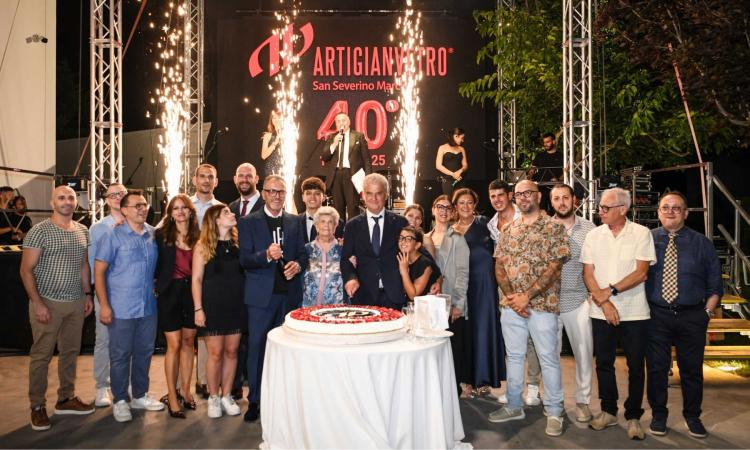 San Severino, Artigianvetro festeggia 40 anni di eccellenza e innovazione San Severino, Artigianvetro festeggia 40 anni di eccellenza e innovazione