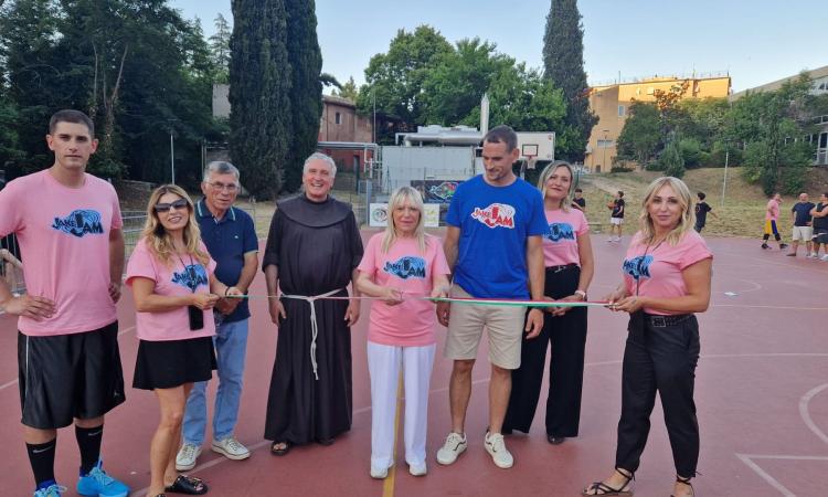 San Severino unita nel ricordo di Giacomo “Jake” Bonci: tra sport, natura e solidarietà San Severino unita nel ricordo di Giacomo “Jake” Bonci: tra sport, natura e solidarietà