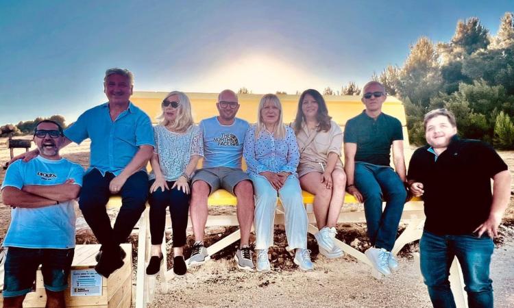 San Severino Marche inaugura la prima Big Bench della provincia