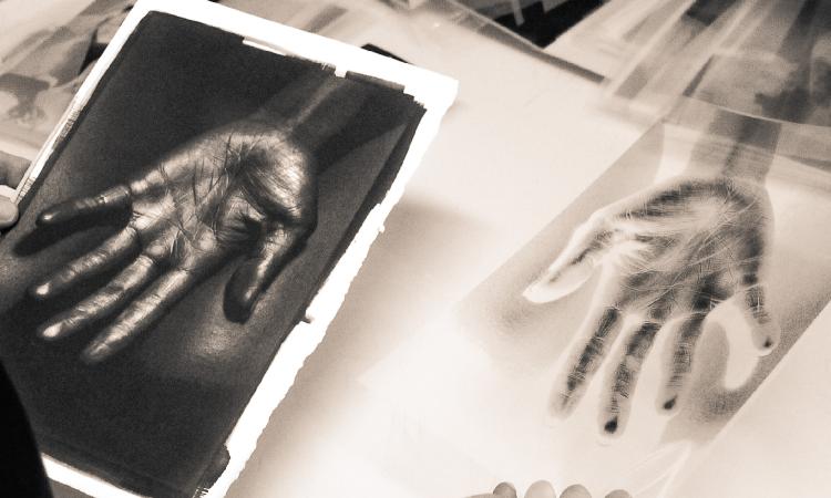Civitanova riscopre la fotografia storica: l’incontro alla Fototeca Domenella