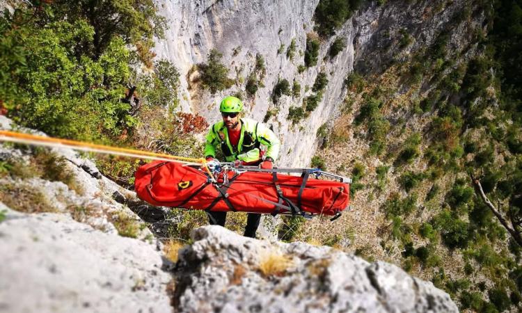 Soccorsi in aumento nei Sibillini: "Troppi percorsi sottovalutati, non è un parco giochi" Soccorsi in aumento nei Sibillini: "Troppi percorsi sottovalutati, non è un parco giochi"
