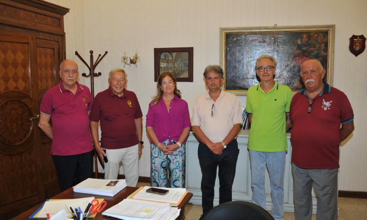Macerata, l'Anps saluta il prefetto Fusiello: è destinata a Trento come commissario del Governo Macerata, l'Anps saluta il prefetto Fusiello: è destinata a Trento come commissario del Governo