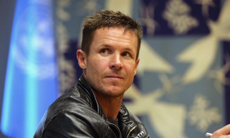 Morte di Baumgartner, svolta autopsia: nessun infarto in volo ma non si esclude malore Morte di Baumgartner, svolta autopsia: nessun infarto in volo ma non si esclude malore