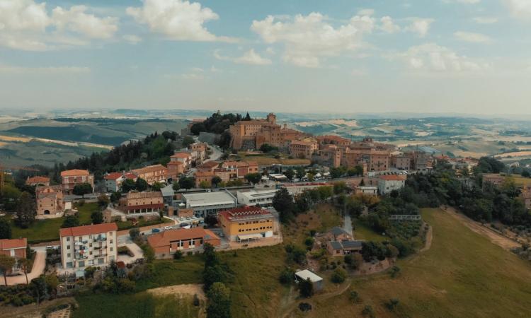 L’Andalusia arriva a Loro Piceno per il “Nuvole Festival” dei Monti Azzurri L’Andalusia arriva a Loro Piceno per il “Nuvole Festival” dei Monti Azzurri