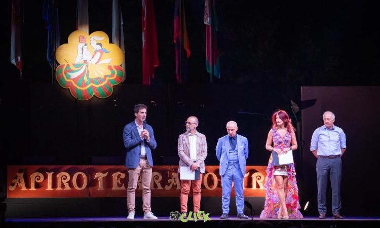 Festival “Terranostra” ad Apiro: il forfait del gruppo bielorusso non ferma la magia del folclore