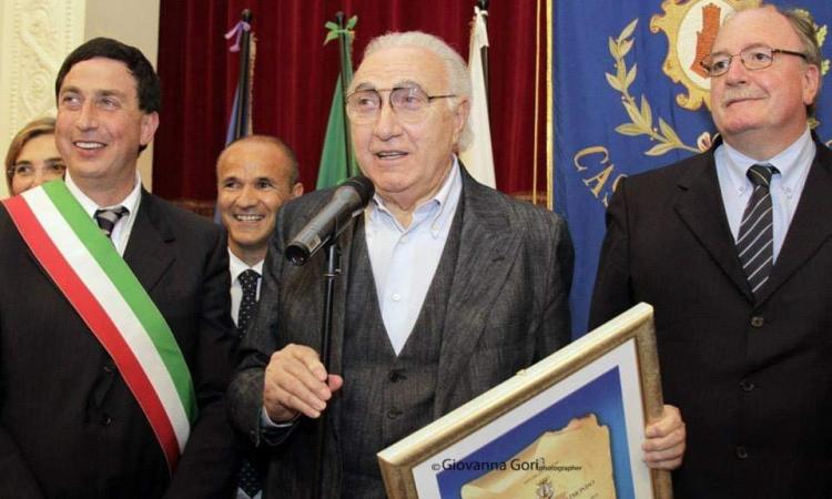 Addio a Pippo Baudo: quel legame speciale con Castelraimondo e le Marche Addio a Pippo Baudo: quel legame speciale con Castelraimondo e le Marche