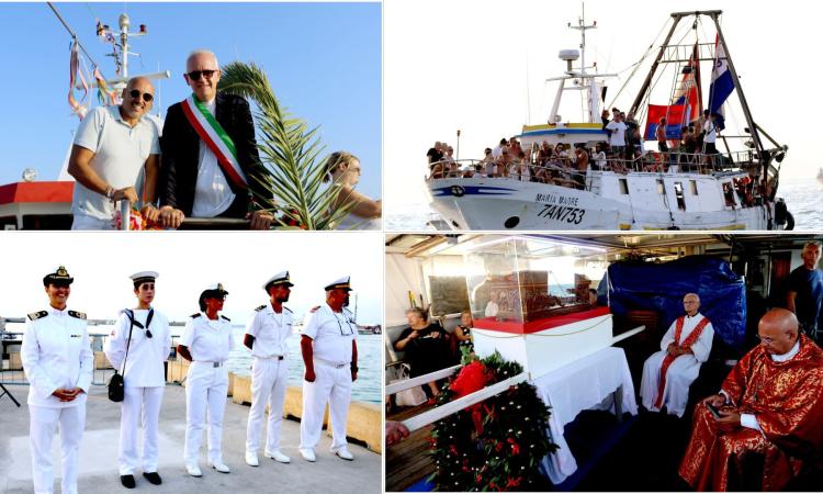 Civitanova, 21 imbarcazioni per San Marone: folla alla tradizionale processione marittima (Fotogallery)