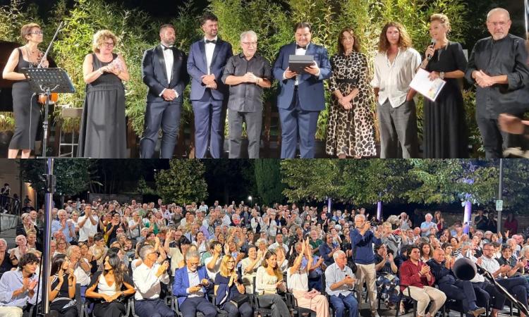 Recanati, emozioni senza tempo al Gigli Opera Festival con "I Tre Tenori"