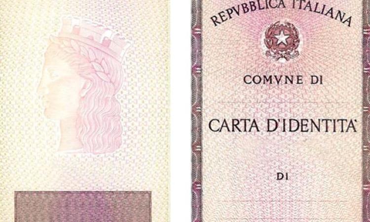 San Severino, carta d'identità cartacea bye bye: non sarà più valida per l'espatrio San Severino, carta d'identità cartacea bye bye: non sarà più valida per l'espatrio
