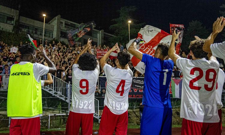 "Prezzi dei biglietti inaccettabili": la Curva Just diserta la trasferta. Maceratese: "Sosteniamo la scelta"