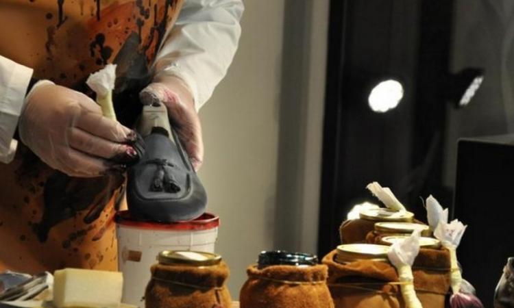 Micam 2025, 30 aziende maceratesi alla centesima edizione: il distretto calzaturiero spera nel rilancio Micam 2025, 30 aziende maceratesi alla centesima edizione: il distretto calzaturiero spera nel rilancio