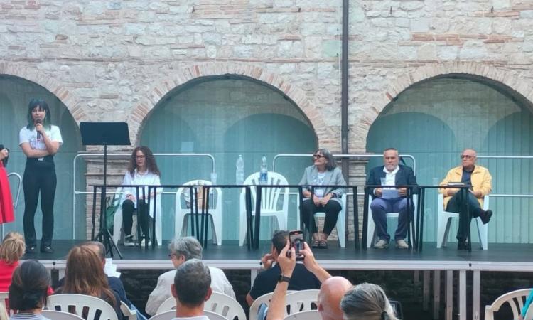 Pioraco accoglie “Marche Love”: il progetto per valorizzare identità e dialetto Pioraco accoglie “Marche Love”: il progetto per valorizzare identità e dialetto