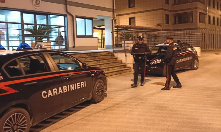 Tolentino, promessa di lavoro si trasforma in raggiro: scoperti e denunciati due uomini
