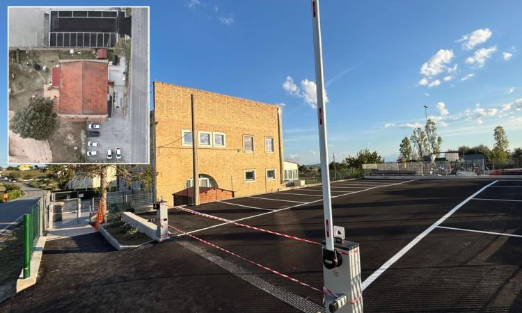Recanati, all'asilo di Montefiore l'apertura del nuovo parcheggio Recanati, all'asilo di Montefiore l'apertura del nuovo parcheggio